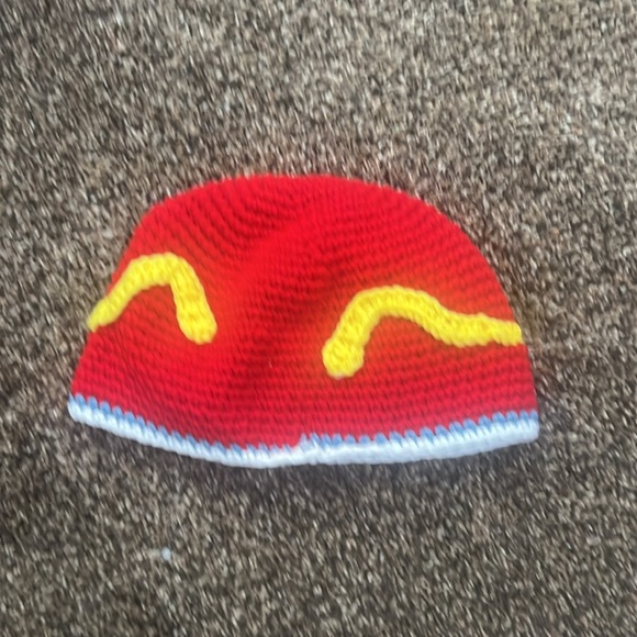 Lightning McQueen knitted hat - Picture 3 of 3